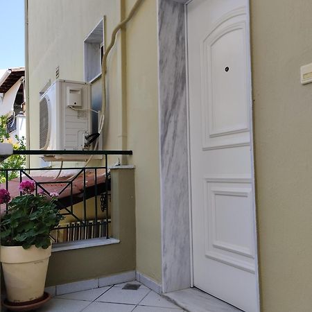 Strati'S Place Palaiontsiflikion Luaran gambar