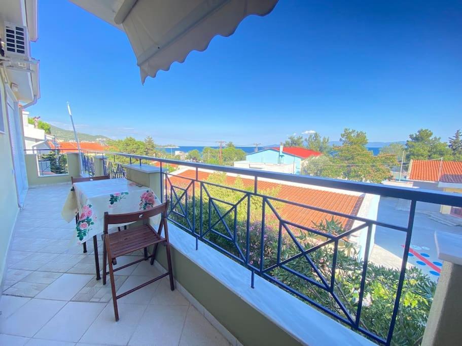 Strati'S Place Palaiontsiflikion Luaran gambar